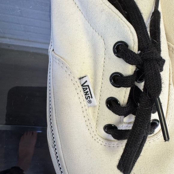 Vans Cream and Black Skate-Style Sneakers - Picture 14 of 14